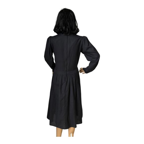 Vintage 70’s Diane Von Furstenberg Ladies Linen black midi dress size small - Picture 14 of 17